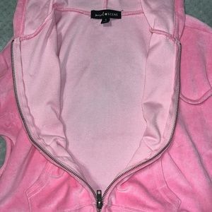 Soft Pink Jacket, Never worn, Very good condition😊Throw offers if interested